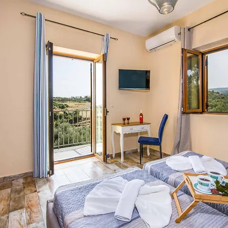 Erato Klio Villa Kirianna